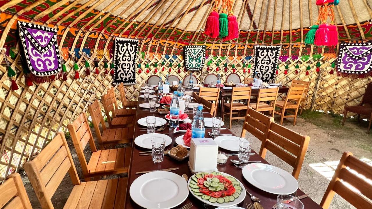 Kyzart Hotel & Horse Tours Bagysh エクステリア 写真