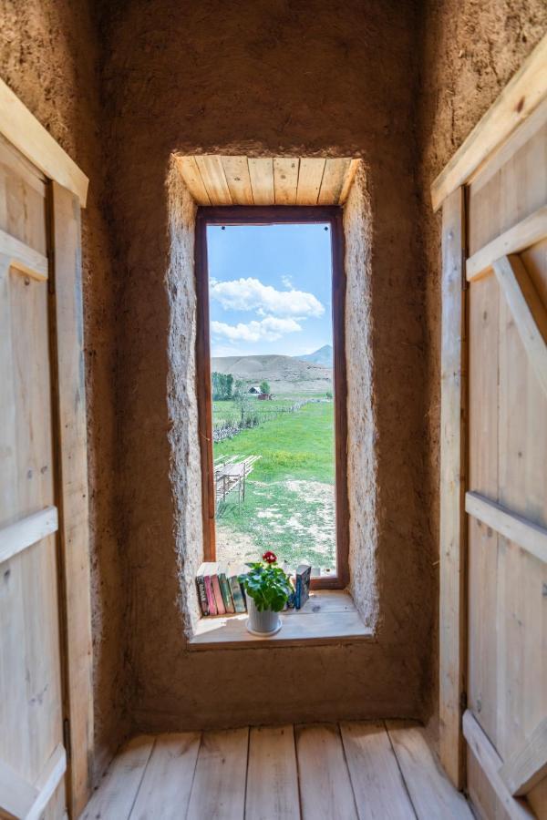Kyzart Hotel & Horse Tours Bagysh エクステリア 写真