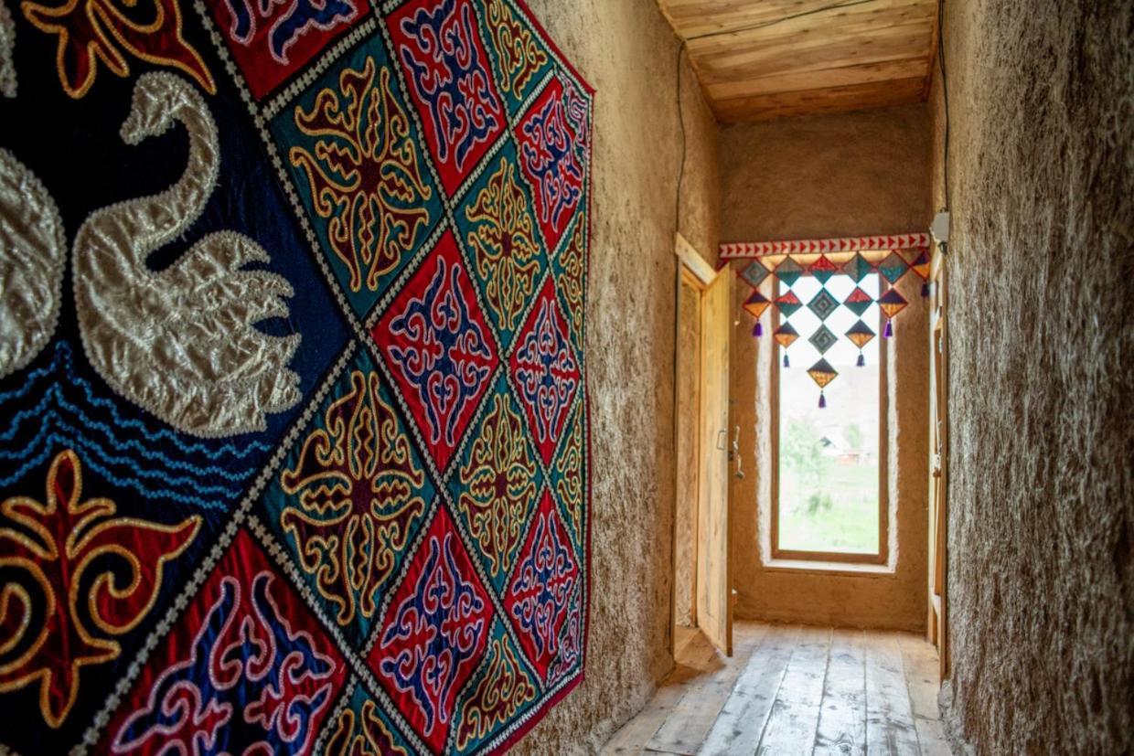 Kyzart Hotel & Horse Tours Bagysh エクステリア 写真